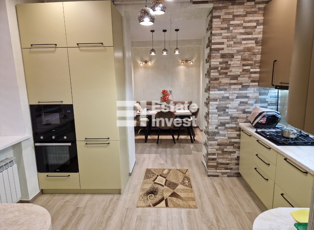 вул. Метробудівська, 13/10